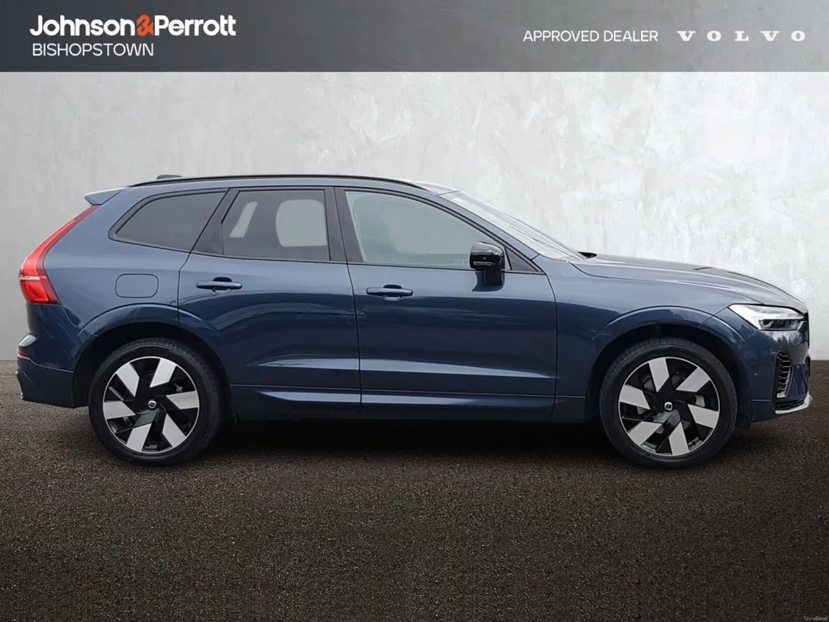 Volvo XC60 T6 350 bhp AWD PHEV Plus Dark (Two Year - Image 5