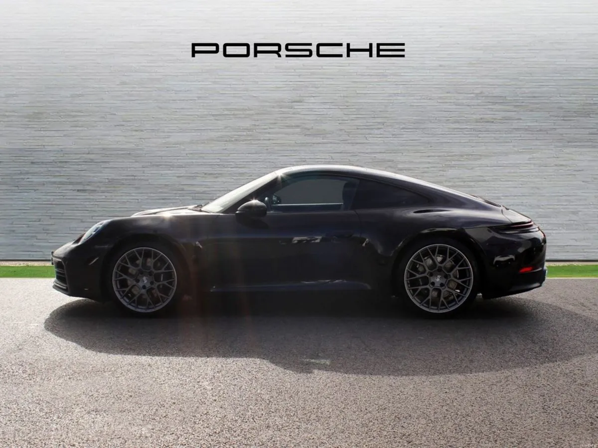 Porsche 911 Carrera (New) - Image 3