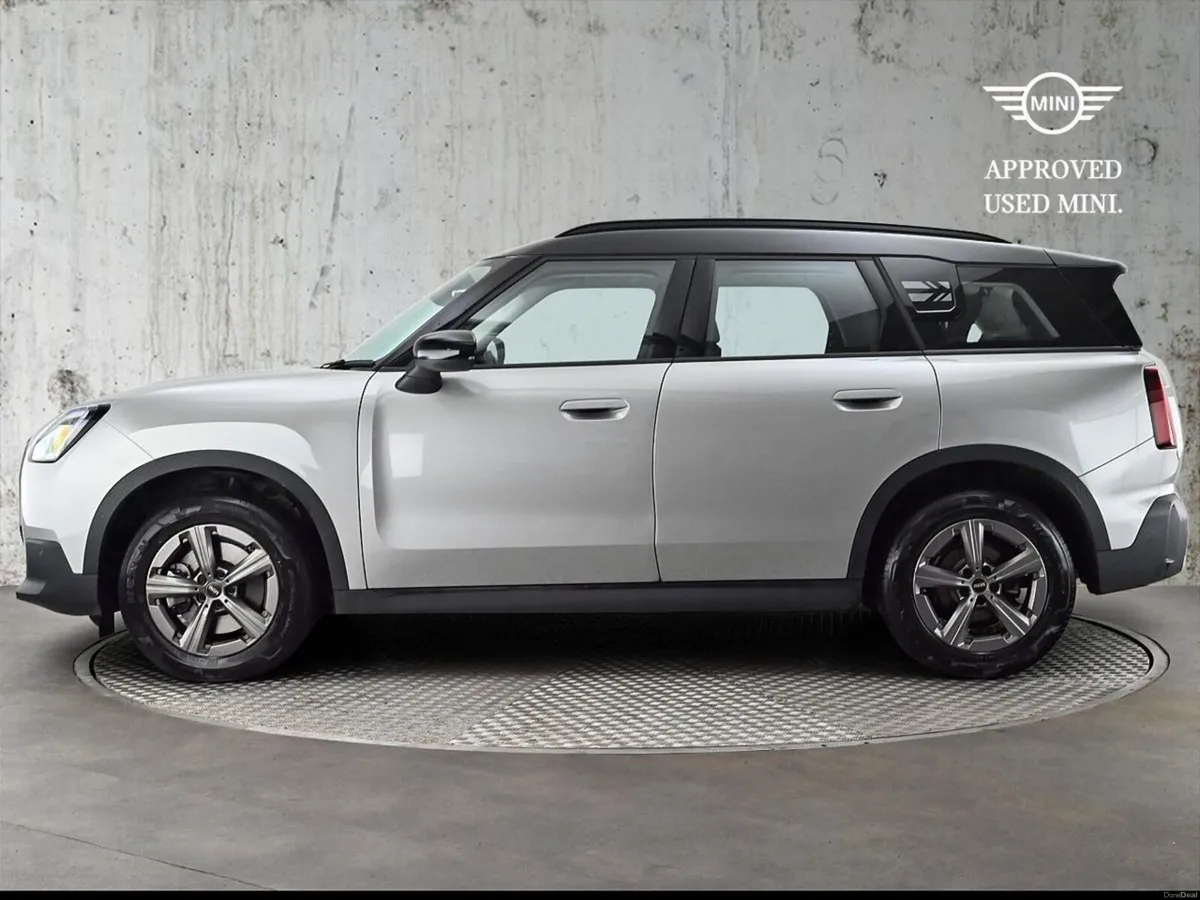 Mini Countryman C Classic 170 DTC Auto MHEV Start/ - Image 3