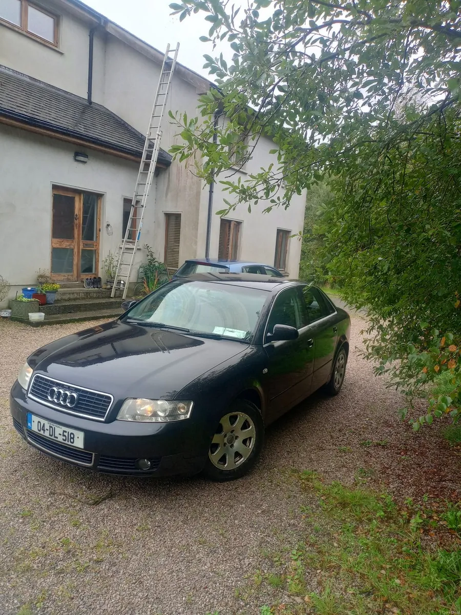 Audi A4 2004 - Image 2