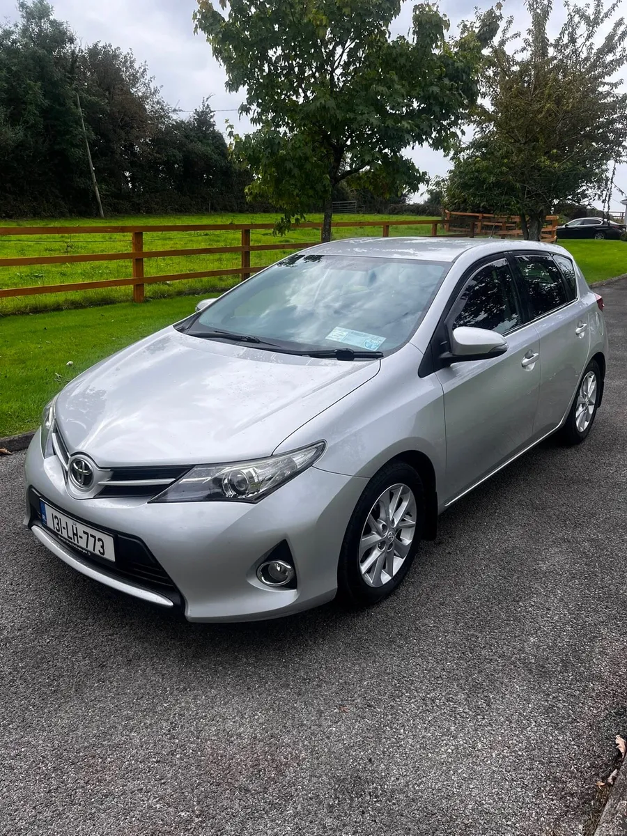2013 Toyota Auris 1.33 Terra - Image 2