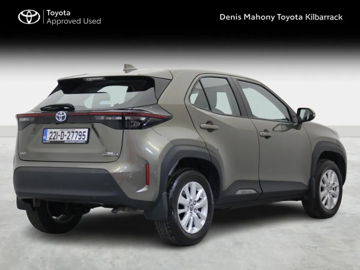Toyota Yaris Cross LUNA 4DR AUTO CROSS - Image 2