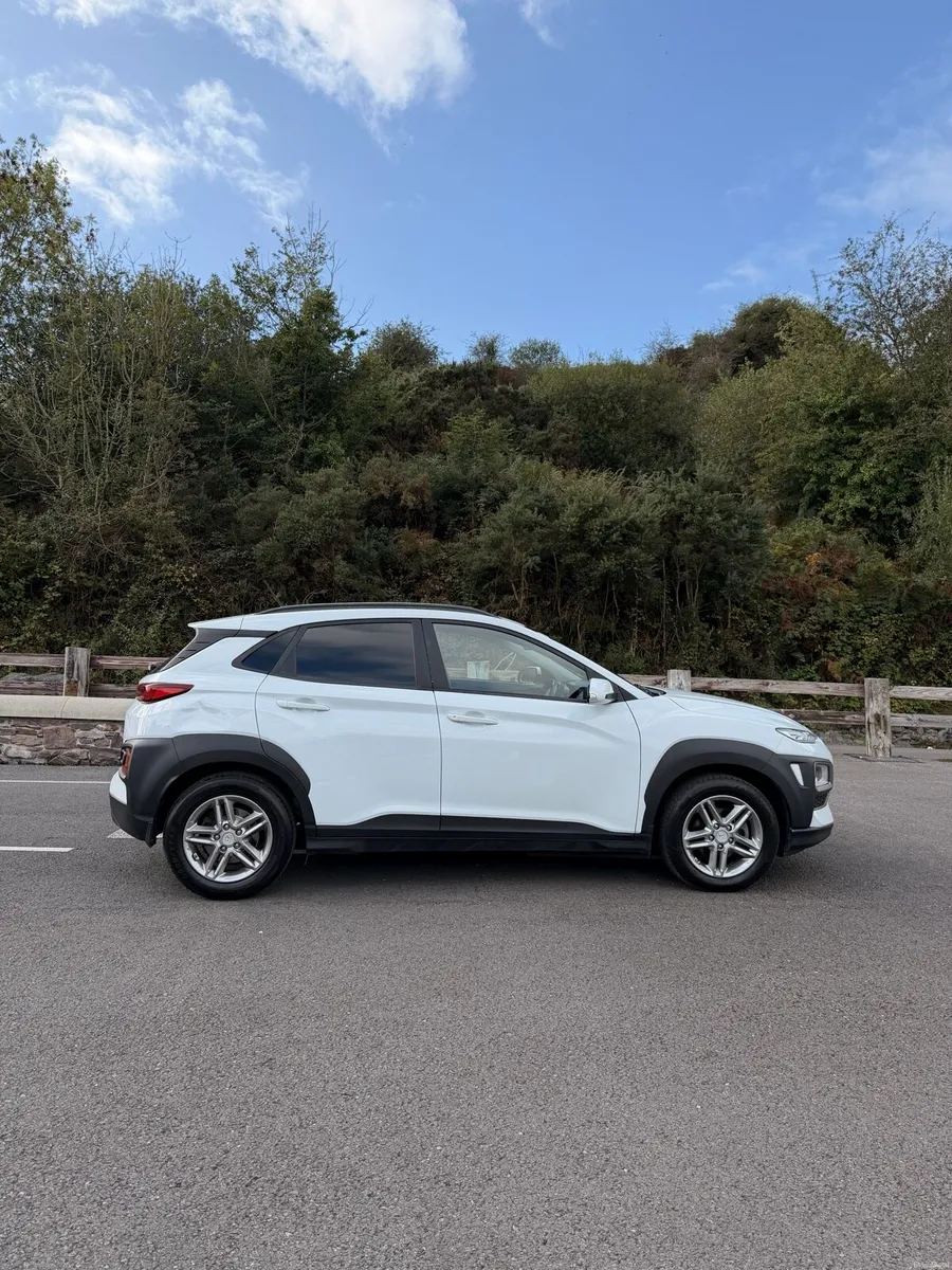 2020 Hyundai Kona Commercial ( van ) - Image 2