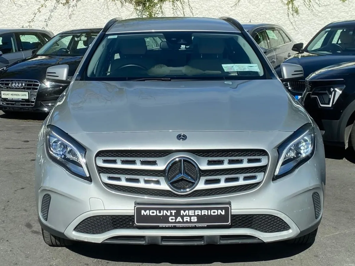 Mercedes-Benz GLA Irish Car Ivory leather Auto 1.6 - Image 3
