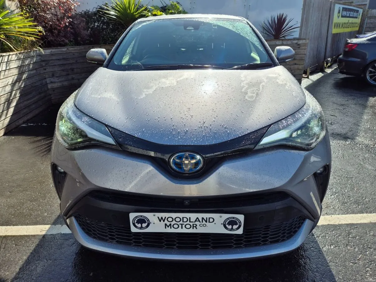 Toyota C-HR 1.8 HYBRID / SOL G-PACK NERO WITH SAFE - Image 4