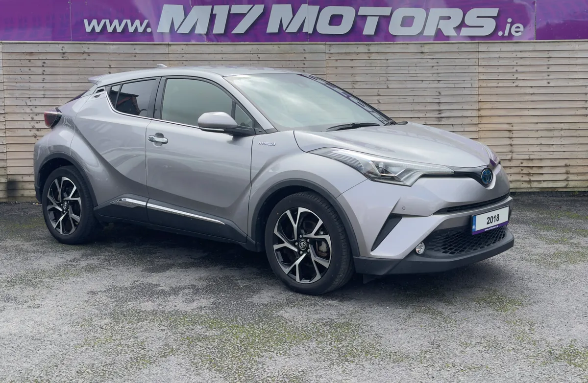 2018 Toyota CH-R, G Nero Spec, Hybrid Auto - Image 3