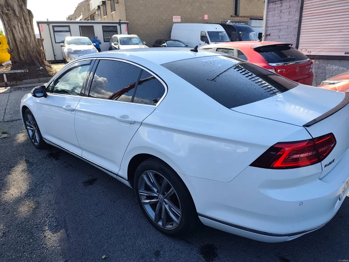 Volkswagen Passat 2015 - Image 6