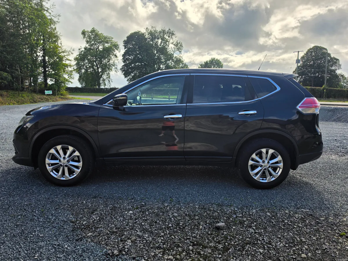 Nissan X-Trail 2017 ( NCT and TAX ) !! - Image 5