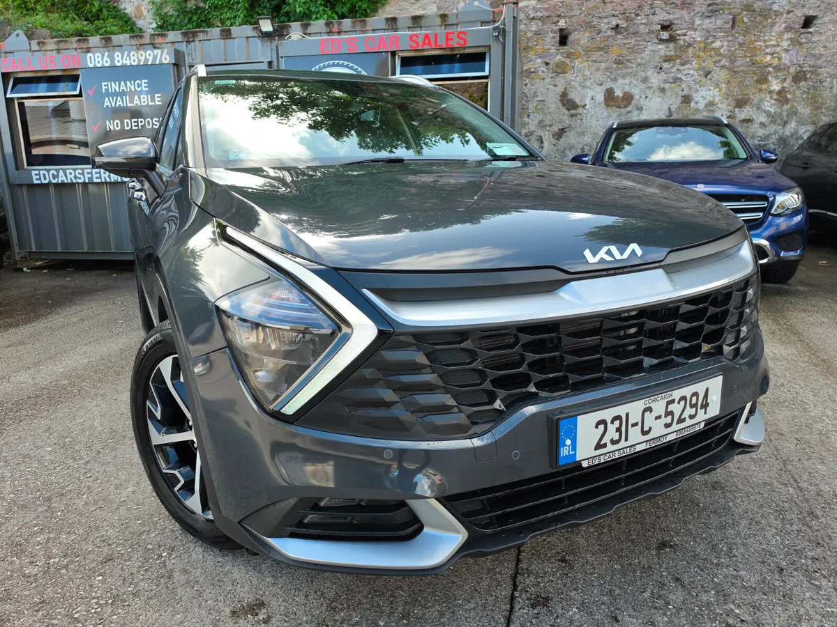 Kia Sportage K3 High Spec. 1.6 Diesel Hybrid 2023 - Image 2