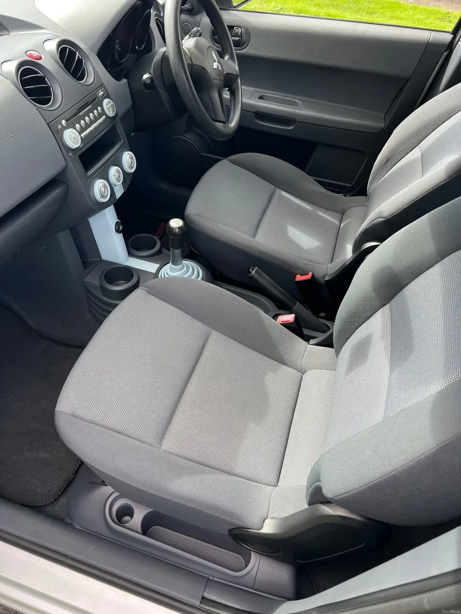 Mitsubishi Colt 2007 - Image 6