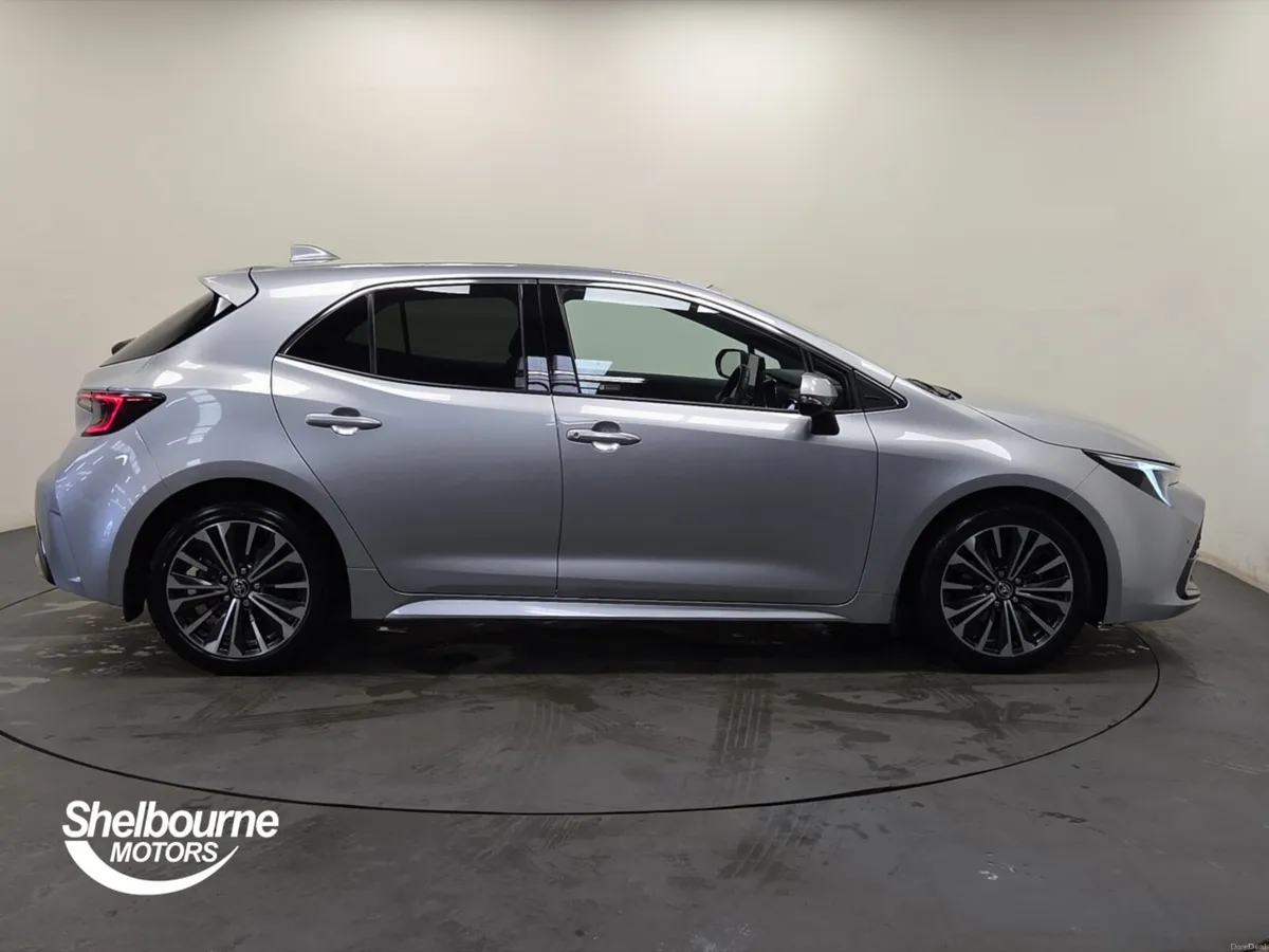 Toyota Corolla 1.8 Hybrid Design 5dr CVT - Image 3