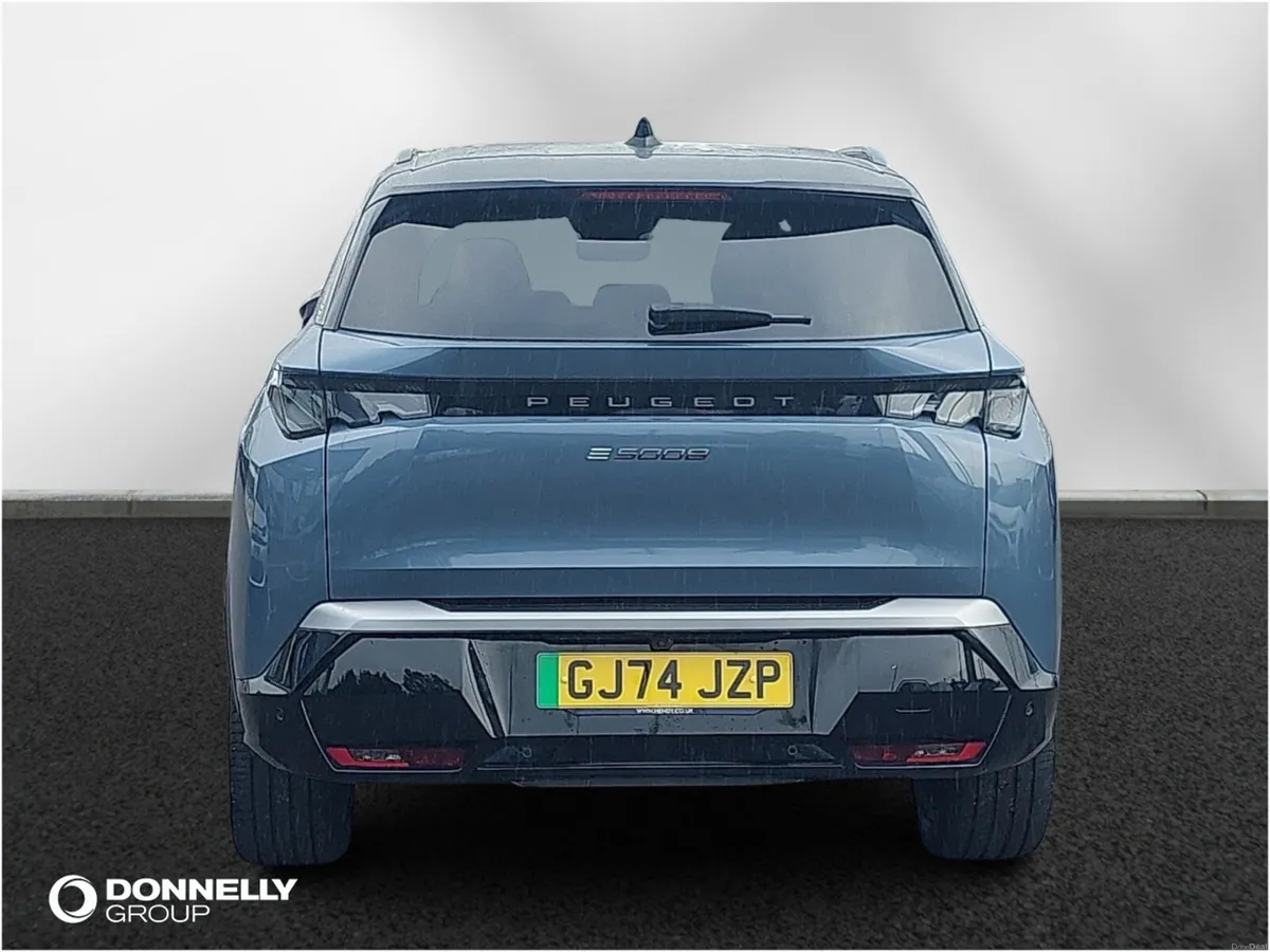 Peugeot 5008 157kW GT 73kWh 5dr Auto - Image 4