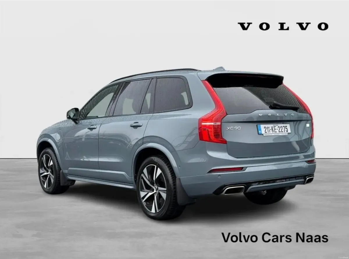 Volvo XC90 2021 - Image 2