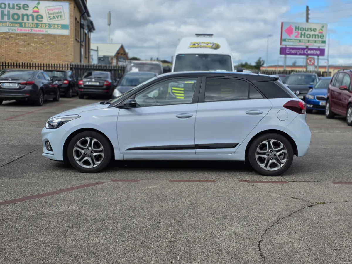 Hyundai i20 1.2 Petrol Deluxe Plus - Image 3