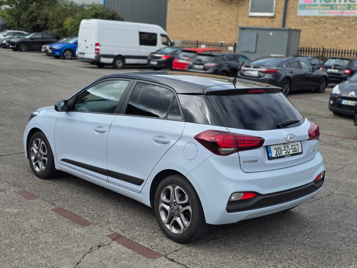 Hyundai i20 1.2 Petrol Deluxe Plus - Image 4