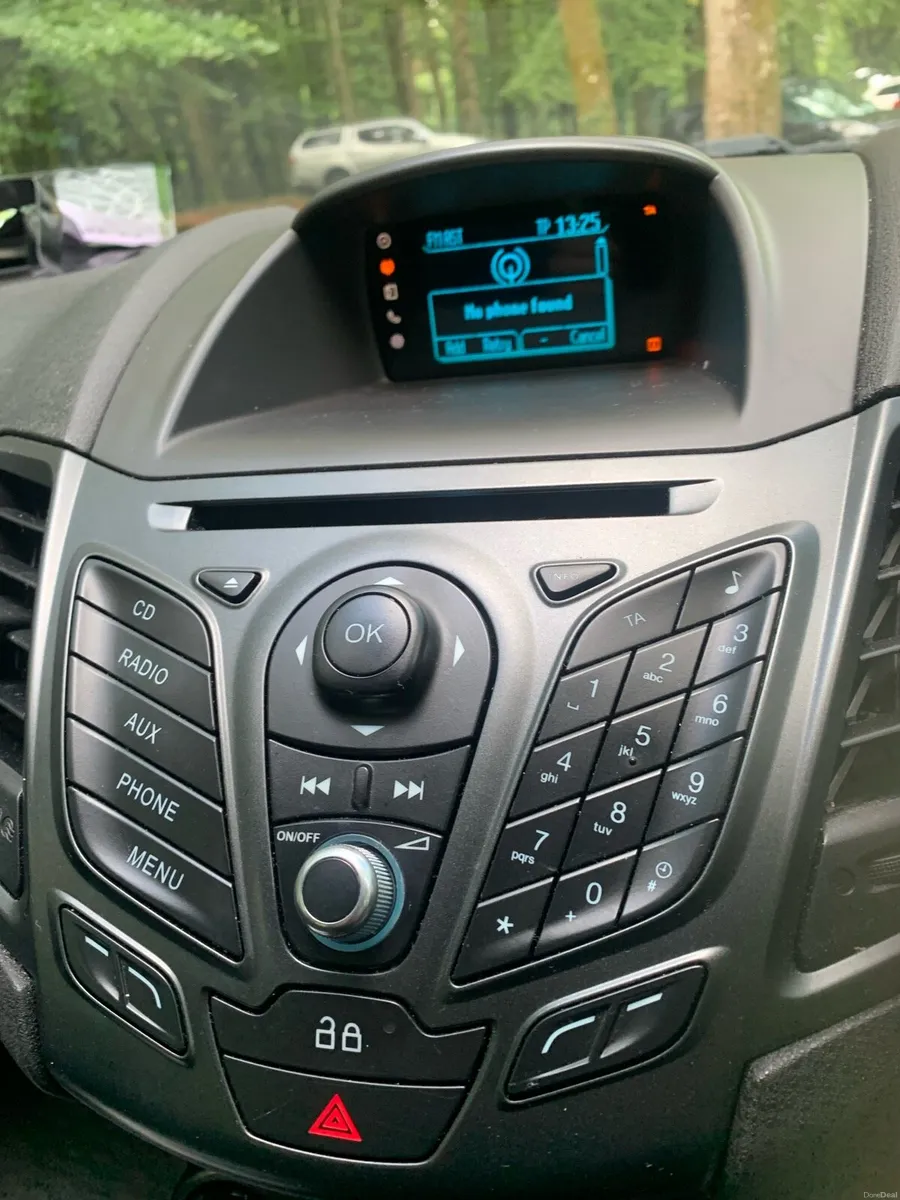 Ford Fiesta ZETEC diesel, nct and taxed - Image 6