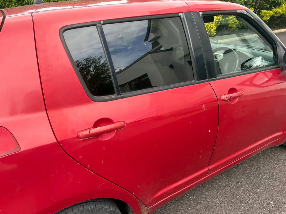Suzuki Swift 2005 Automatic - Image 2