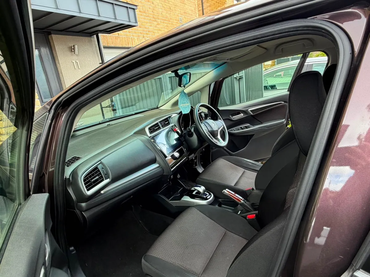 Honda Fit - Image 2