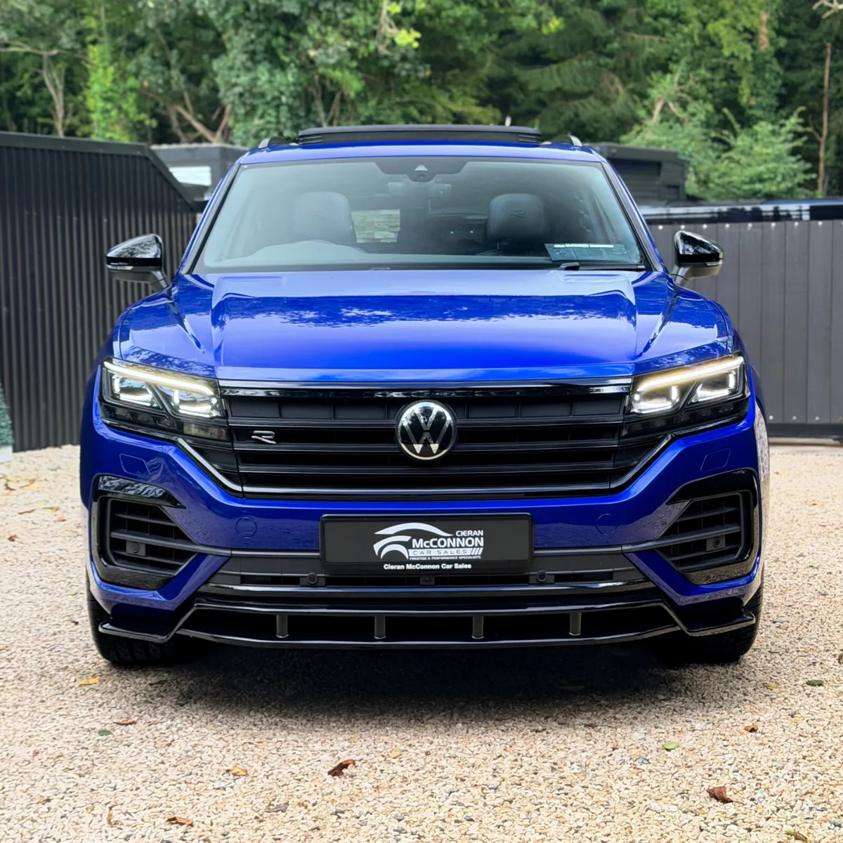 2023 (231) Volkswagen Touareg 3.0L V6 R-Line 462BH - Image 3