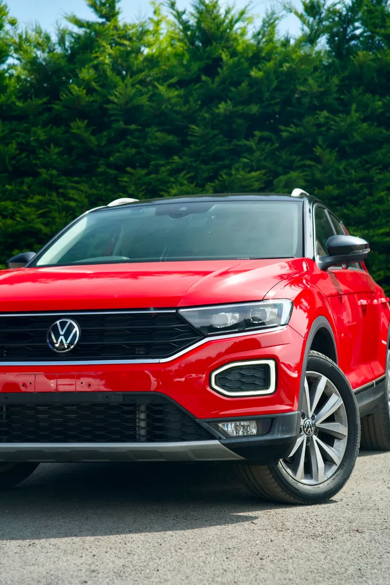 Volkswagen T-Roc 2.0 TDI Design 2021 - Image 4