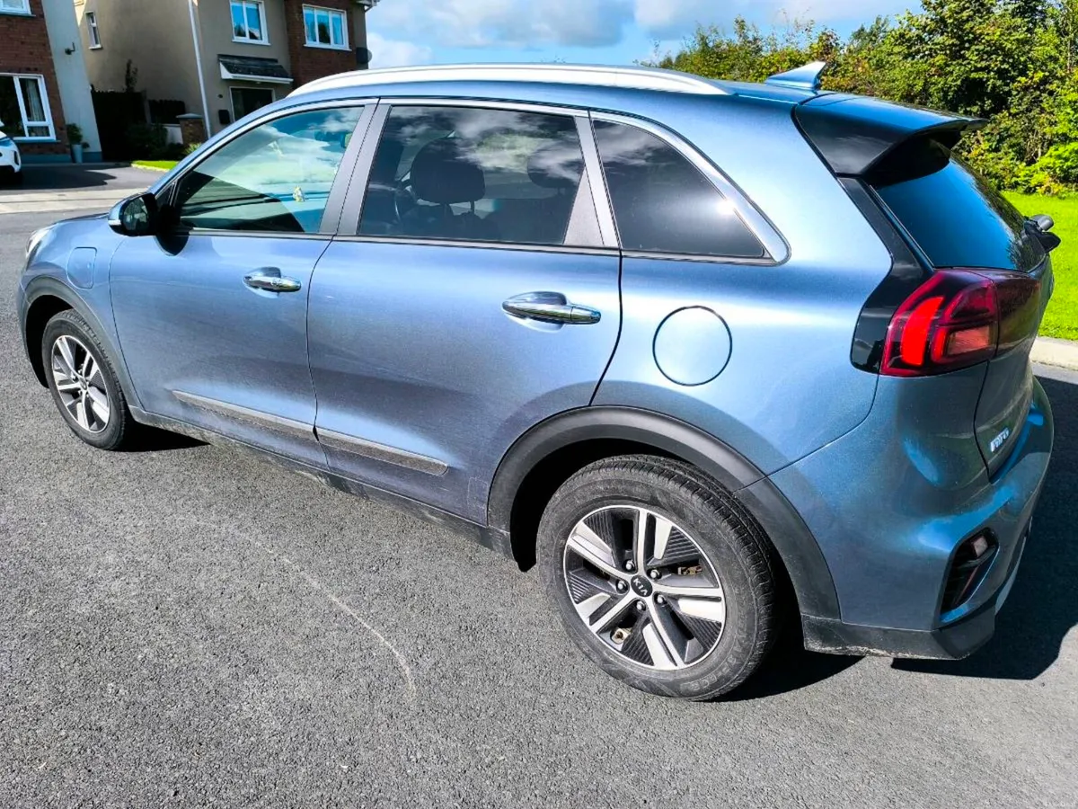 Kia Niro PHEV - Image 3