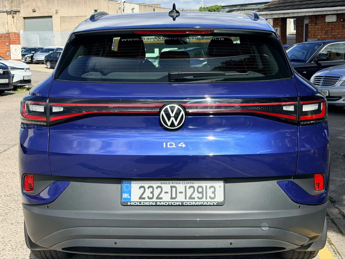 2023 Volkswagen ID.4..52 KWH BATTERY - Image 6