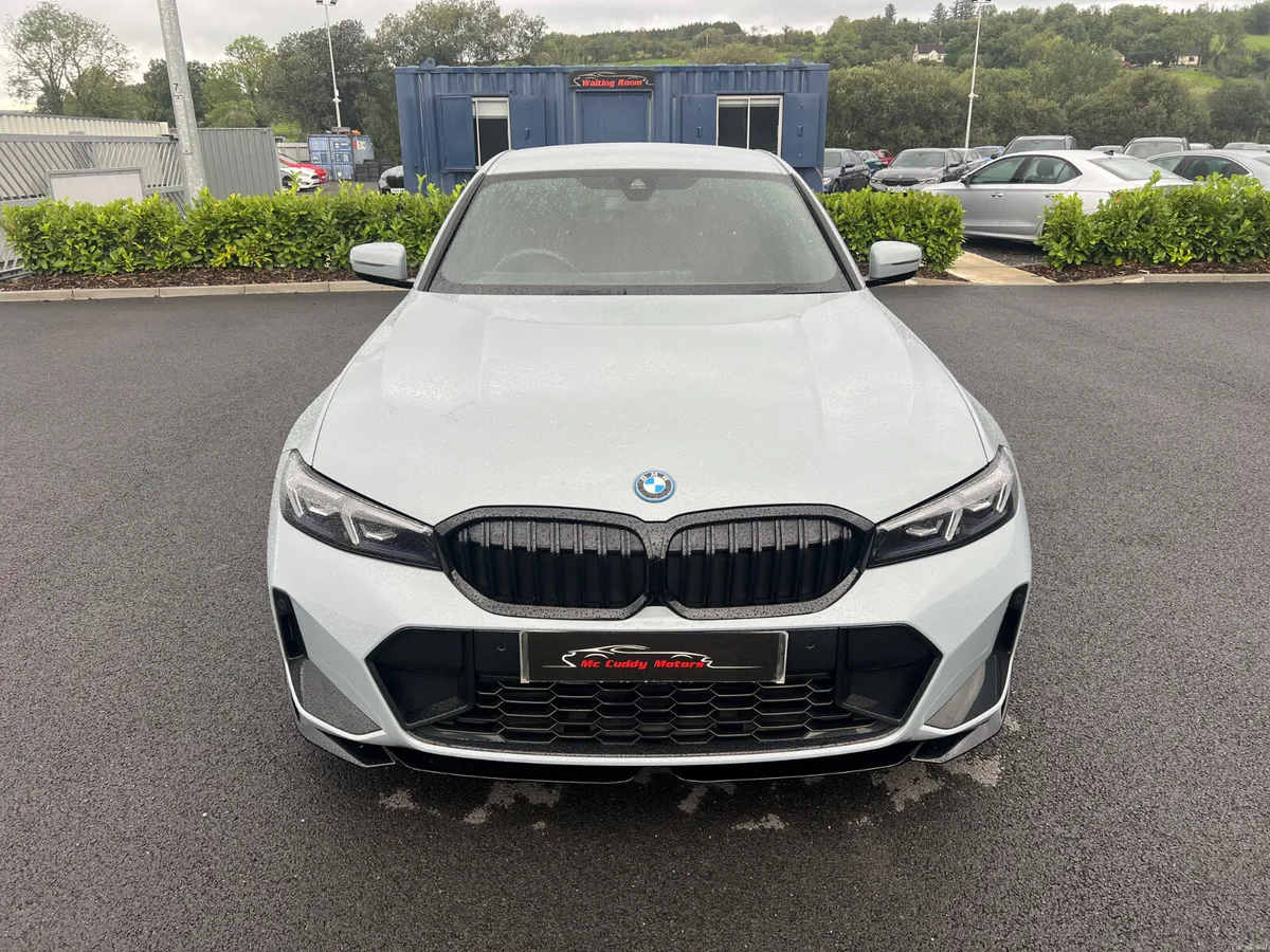 232 Bmw 330e M-Sport Tech + Pro Packs 20 Inch Allo - Image 3