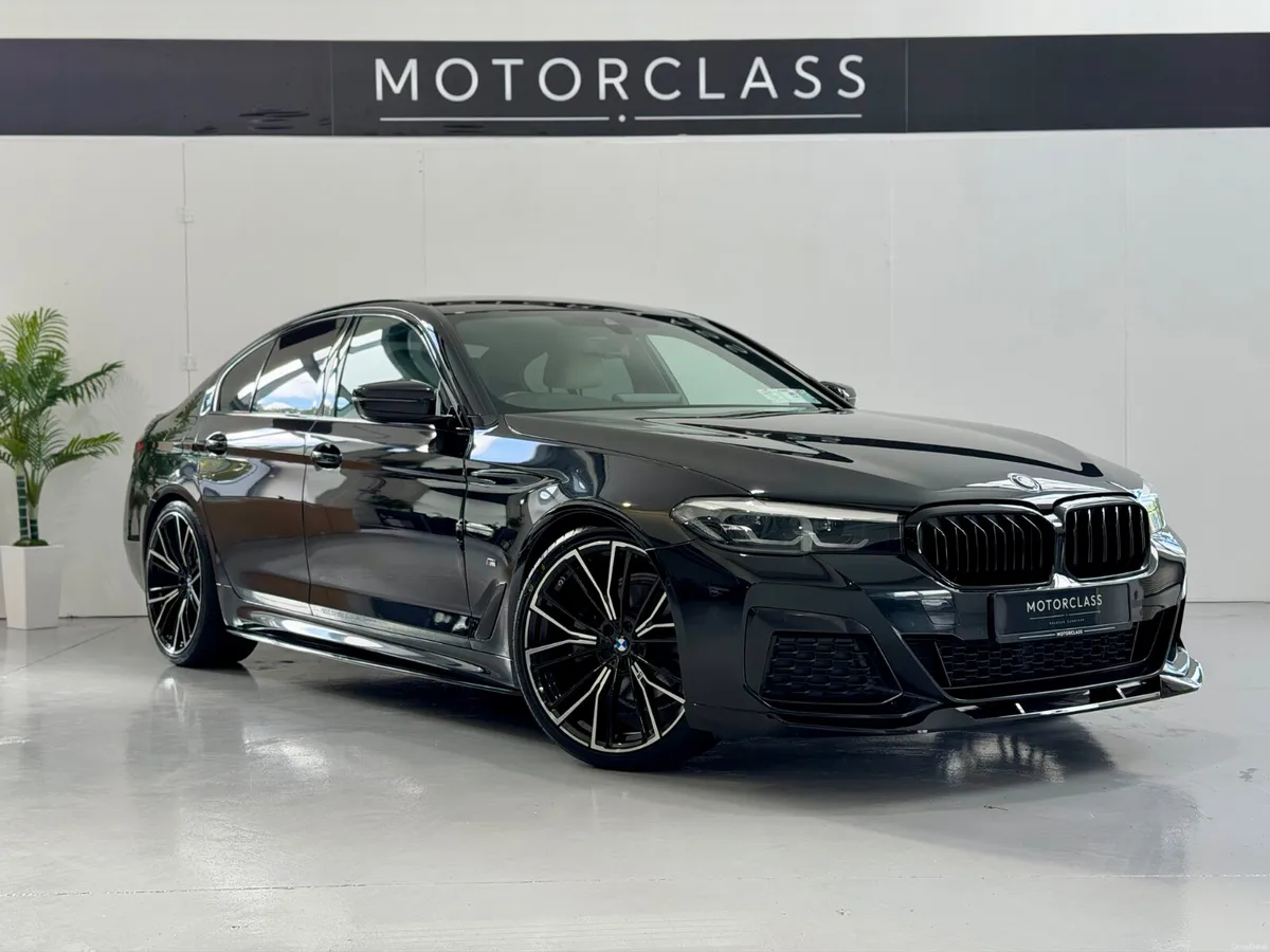 2021 BMW 5 Series 520D M Sport Full Service Histor - Image 1