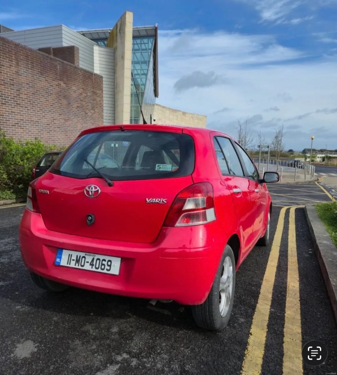 Toyota yaris 2011 - Image 1