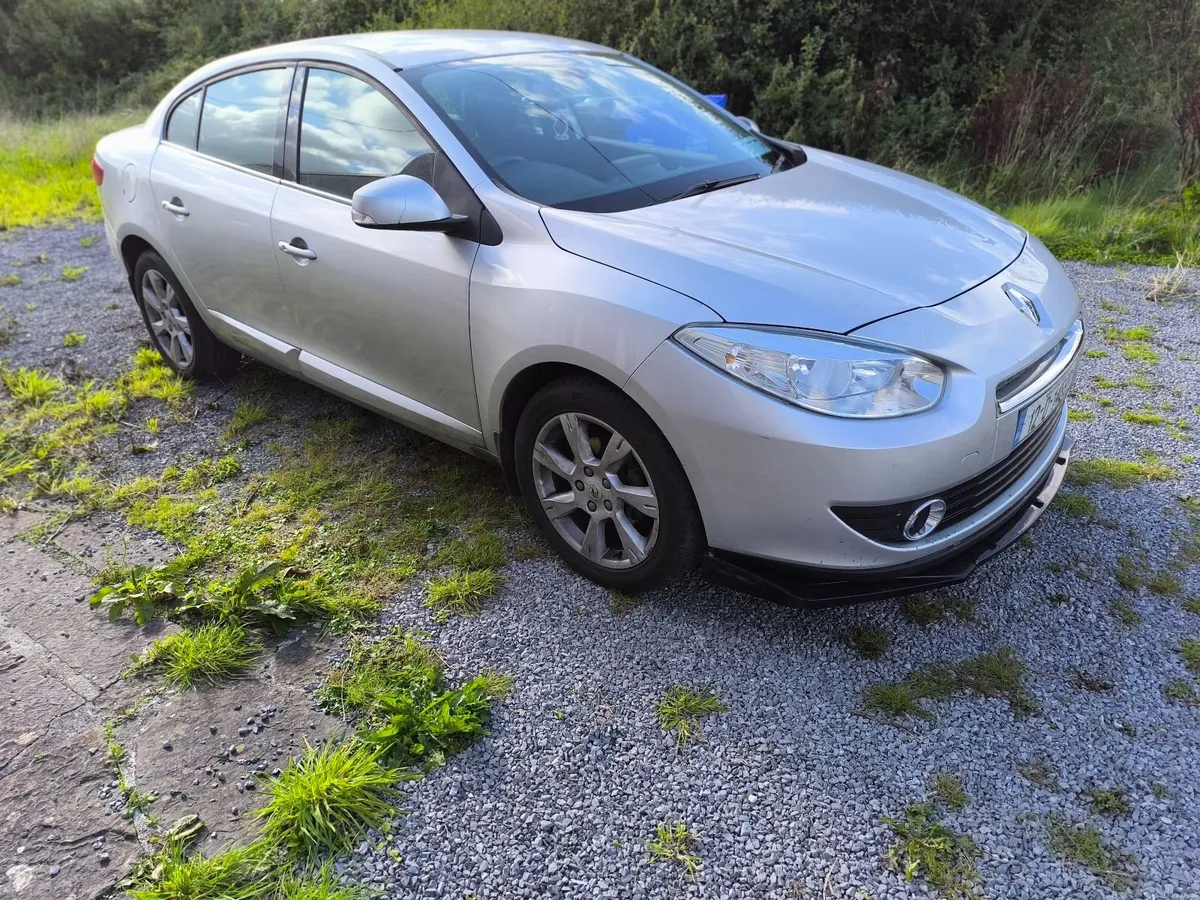 Renault Fluence 2012 - Image 2