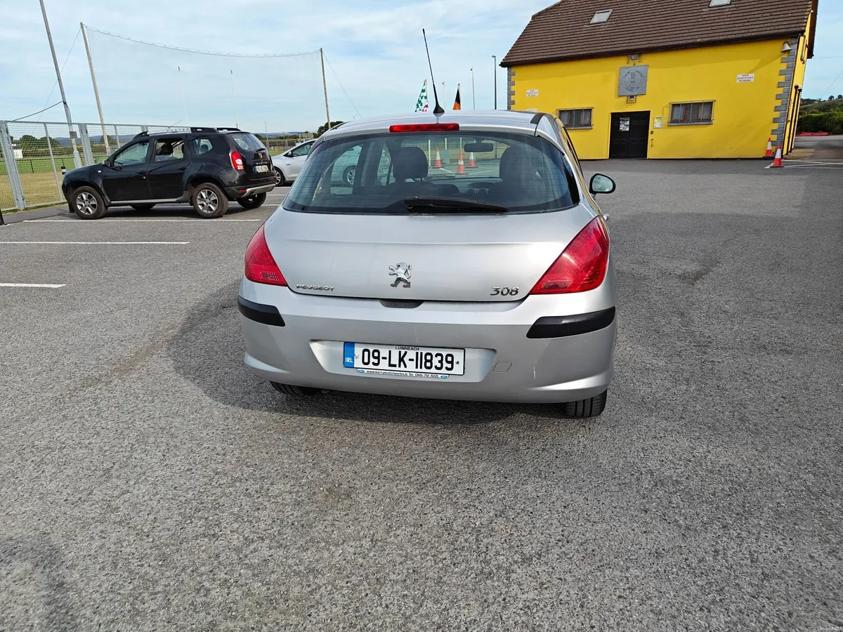 Peugeot 308 2009 - Image 2