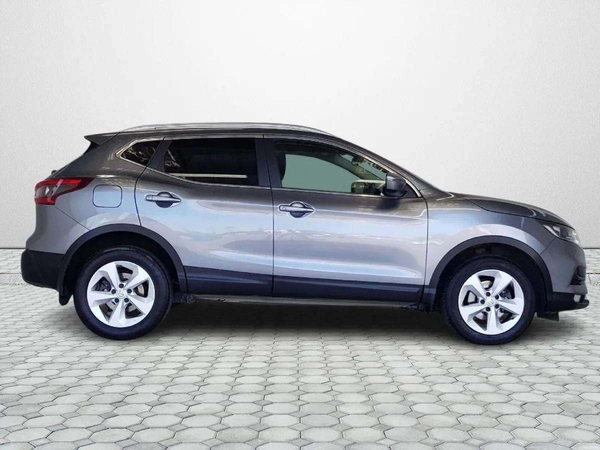 Nissan Qashqai 1.3 PET SV €3000 SCRAPPAGE OFFER - Image 6
