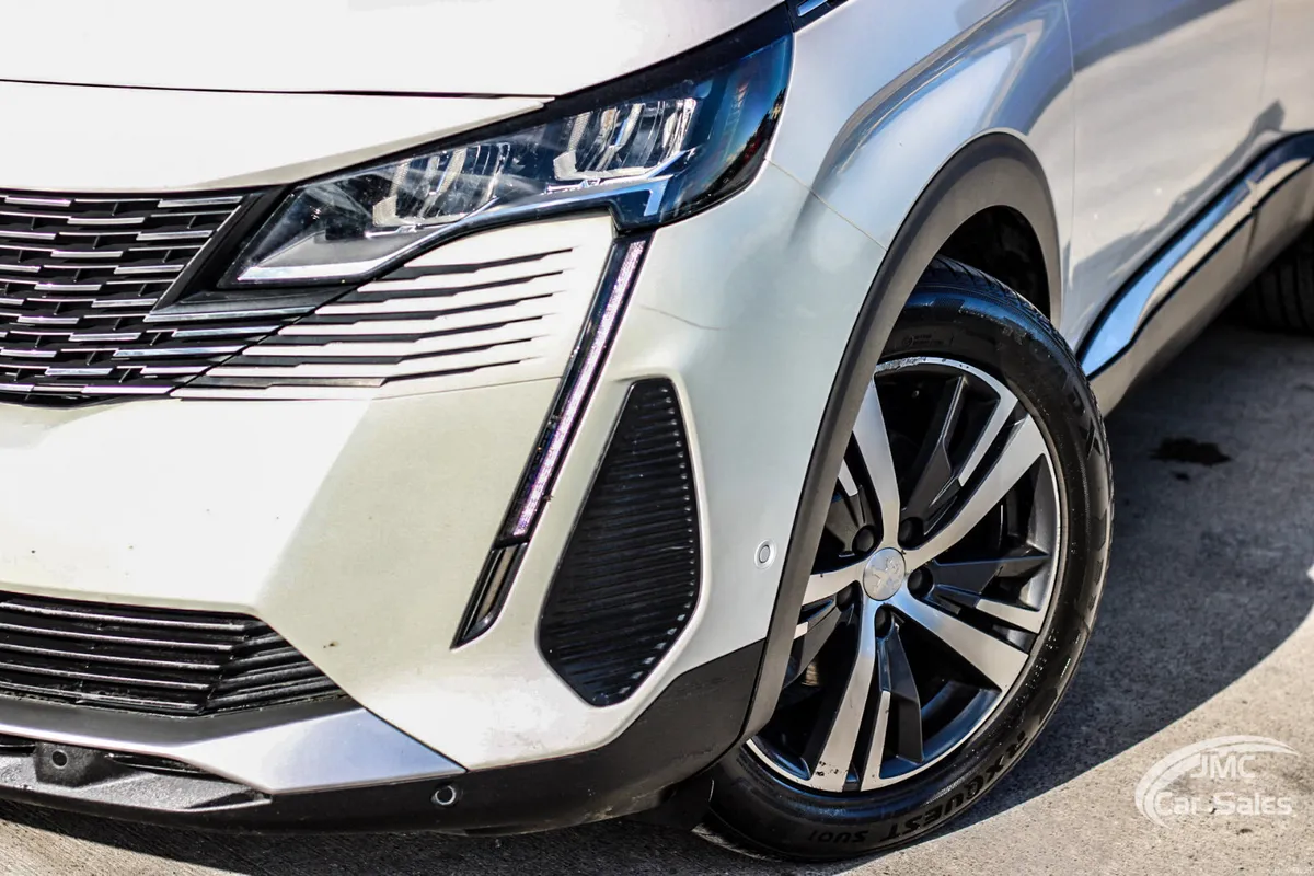 2021 PEUGEOT 5008 ALLURE - Image 3
