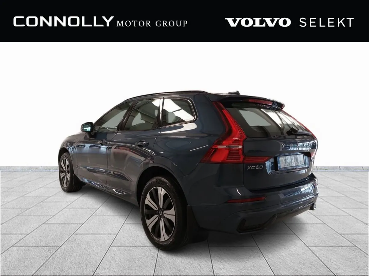 Volvo XC60 T6 AWD PHEV Plus Dark - Image 2