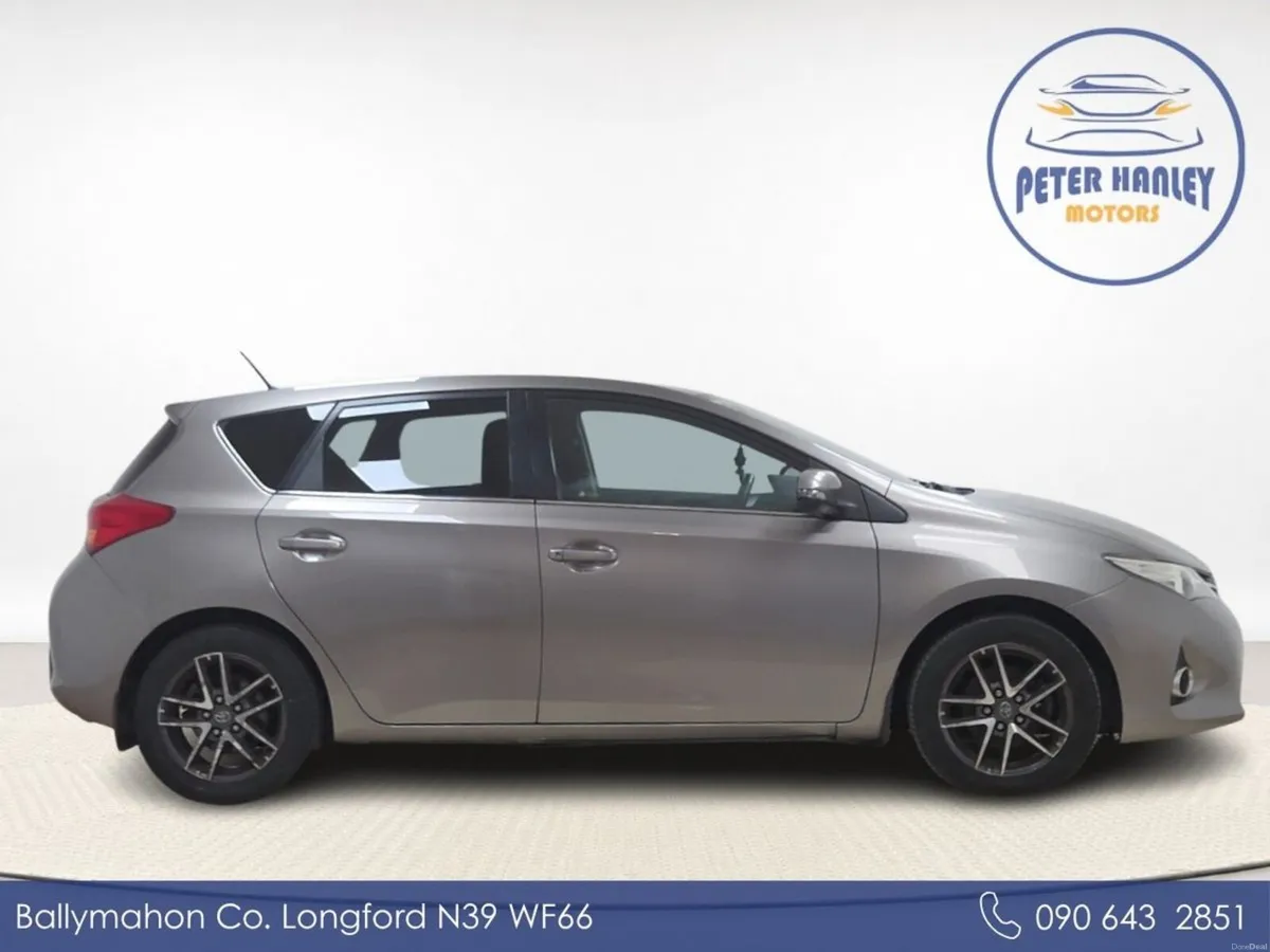 Toyota Auris D-4D 90 (1.4) 5Dr Sol - Image 4