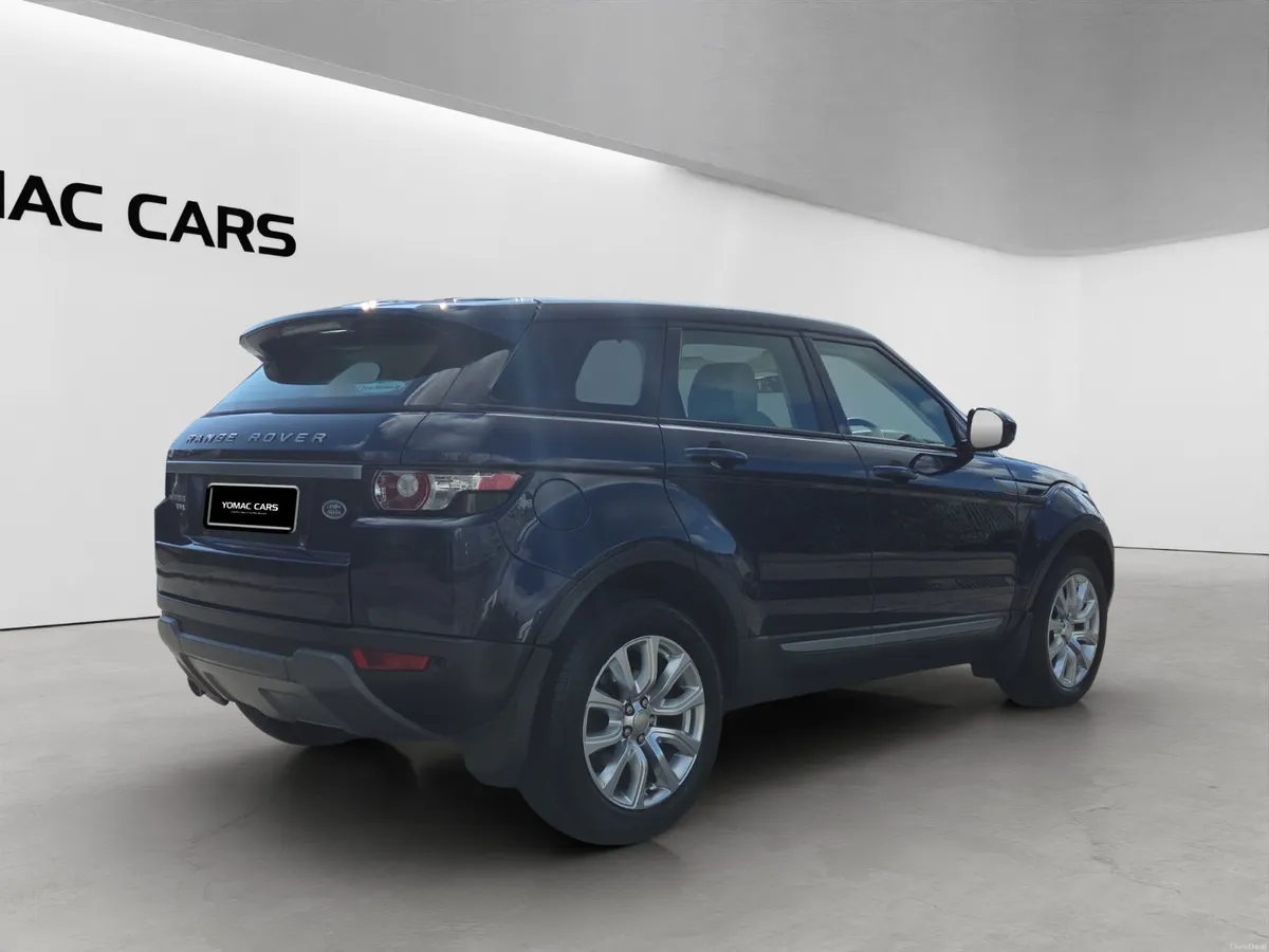 RANGE ROVER EVOQUE 2.2D AUTO PURE TECH AWD - Image 3