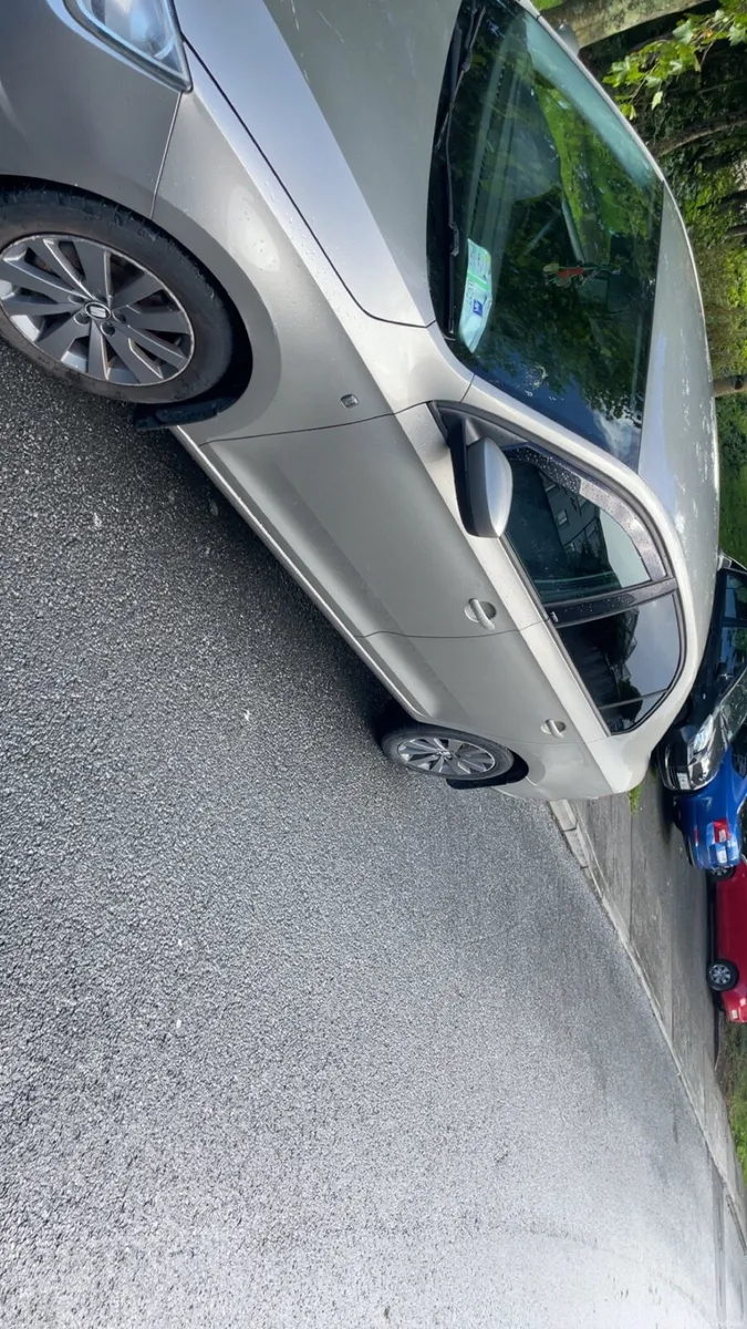 151 Seat Toledo - Image 5