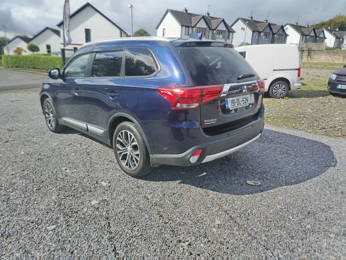 Mitsubishi Outlander 2019 - Image 4