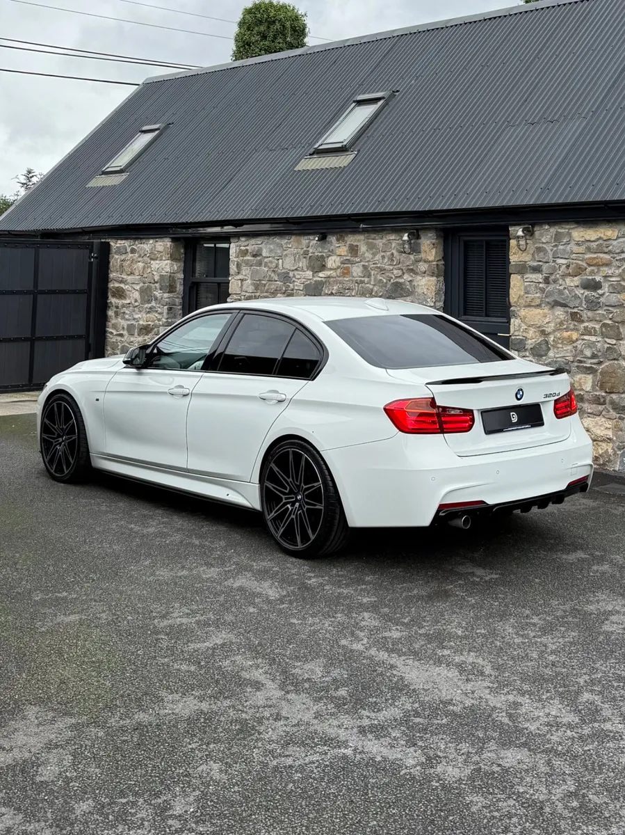 2015 BMW 320D M SPORT AUTO - Image 4