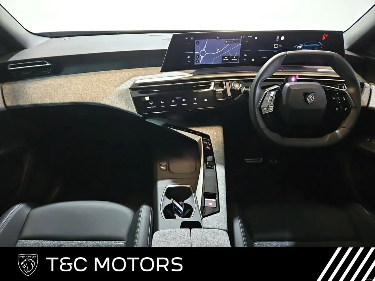 Peugeot 5008 *Low Mileage Hybrid* Allure Model  36 - Image 2