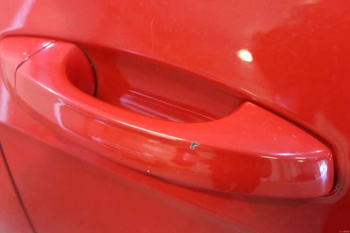 Volkswagen Golf 1.6 TDI 5DR 110HP Trendline - TEND - Image 5