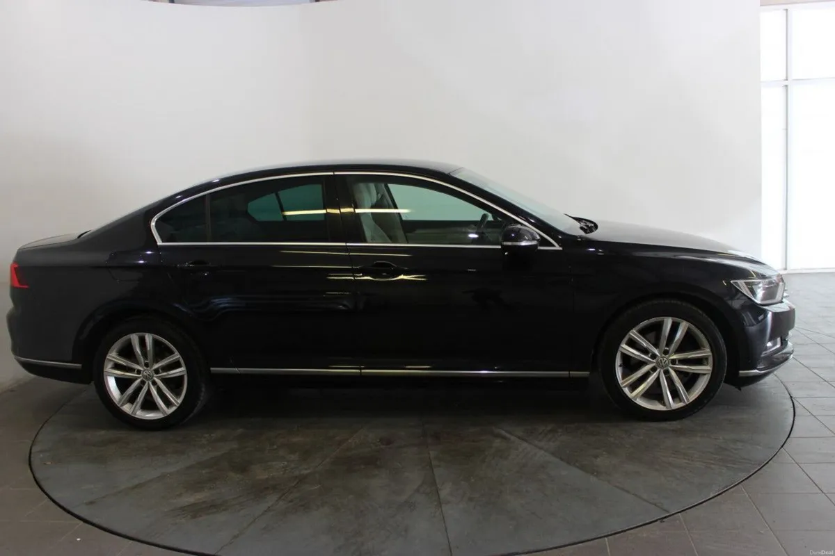 Volkswagen Passat 1.6 TDI 120HP Highline - TENDER - Image 2