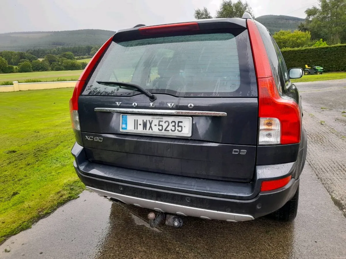 2011 Volvo XC 90 - Image 5