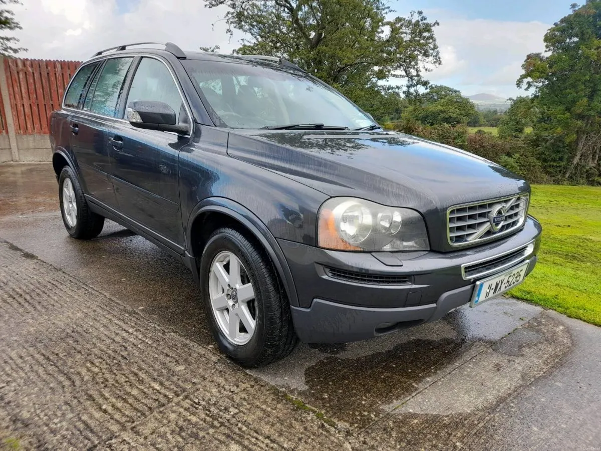 2011 Volvo XC 90 - Image 1