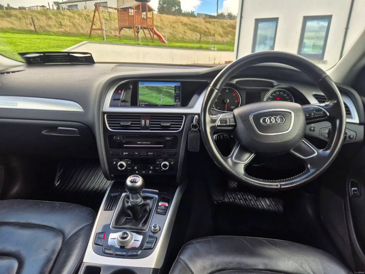 Audi A4 Avant Quattro SE Technik - Image 4