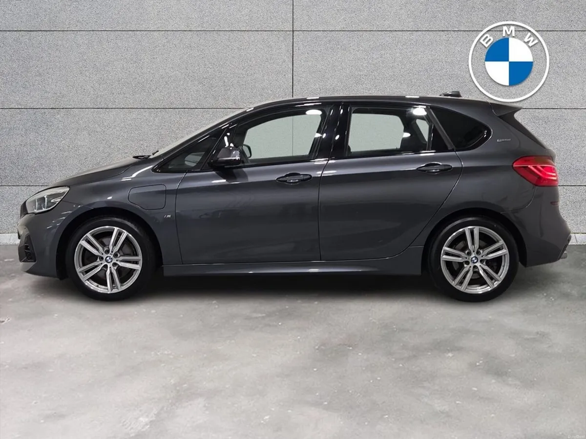 BMW 2-Series 225xe M Sport Premier Active Tourer - Image 3