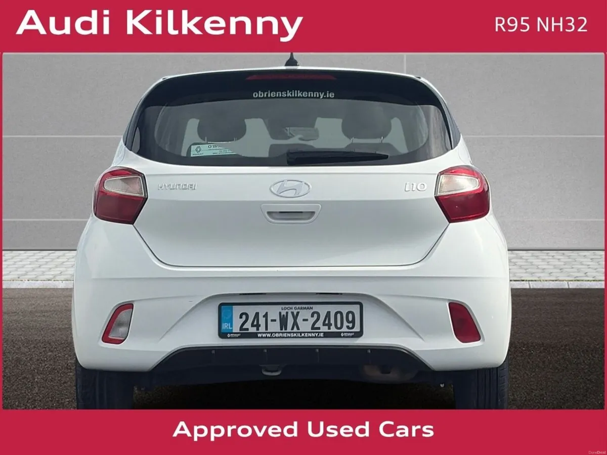 Hyundai i10 CLASSIC 1.0 5DR *1 OWNER - PRISTINE CA - Image 6