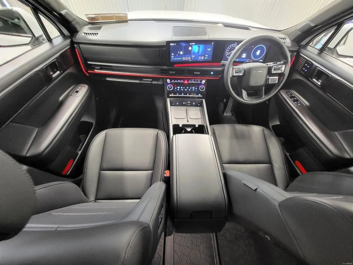 Hyundai Santa Fe 1.6 PHEV 4WD Premium Calligraphy - Image 4