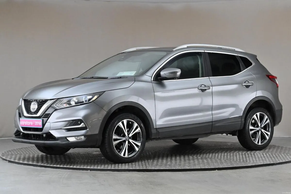 Nissan Qashqai 1.5 DCI N-CONNECTA **GLASS ROOF**36 - Image 4