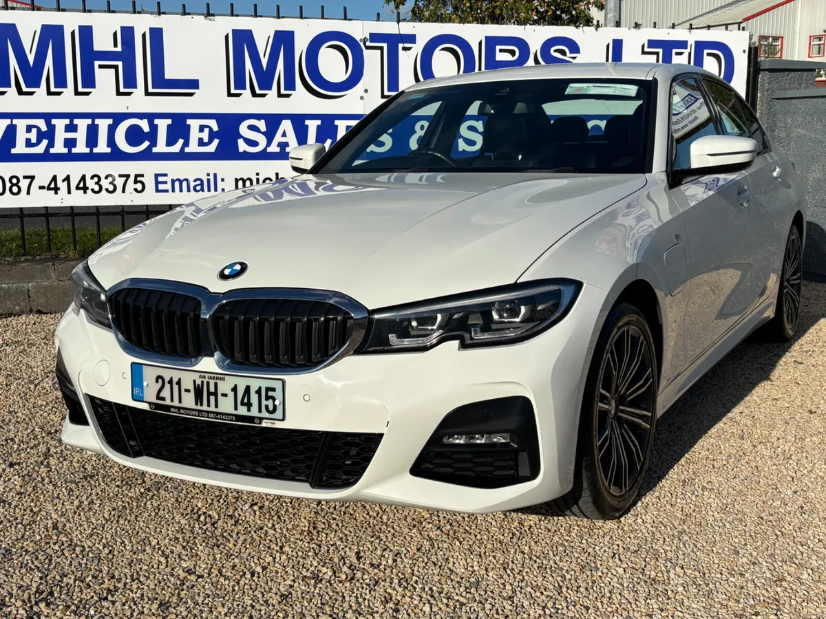 BMW 3-Series 2021 only 107kms - Image 3